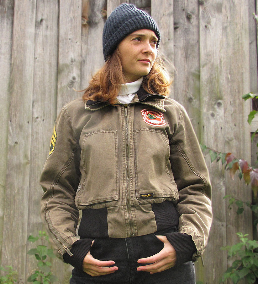 Women Army Jacke von Wrangler Gr S mit Patches used Style perfect secondhand