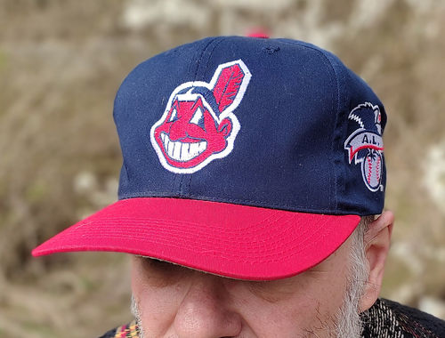 Baseballcap mit Front- und Seitenstick in Unigröße